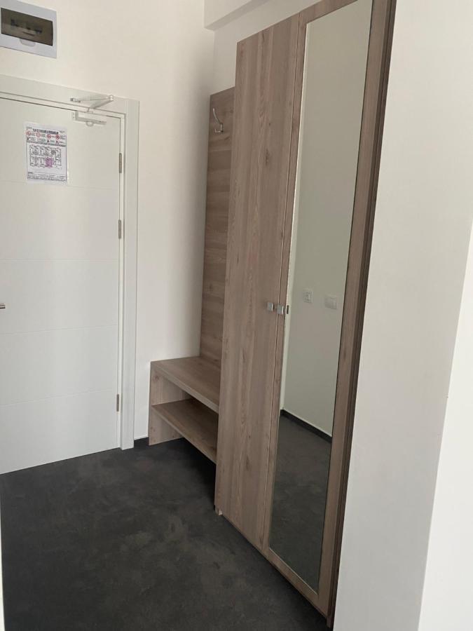 Hotel Maya Horezu Exteriör bild
